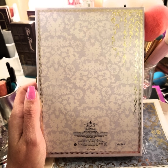 Disney Cinderella Storybook Pallet - Picture 5 of 8